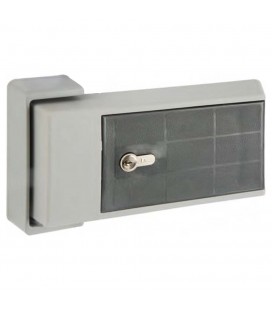 FERMETURE COMPOSITE AUTOMATIQUE A UN POINT AVEC DECONDAMNATION INTERIEUR PAR COUP DE POING